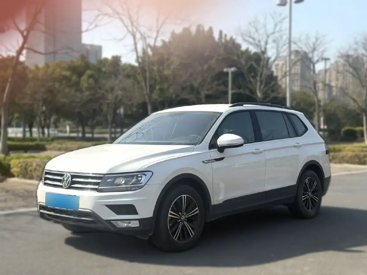 2021 Volkswagen Tiguan L 1.4T 150HP L4 7DCT