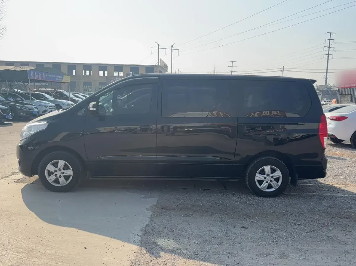 2022 DongFeng Forthing LingZhi Plus 2.0L 133HP L4 6MT,autocango,china used car exporter,china ev exporter,chinese used car exporter,chinese used ev exporter