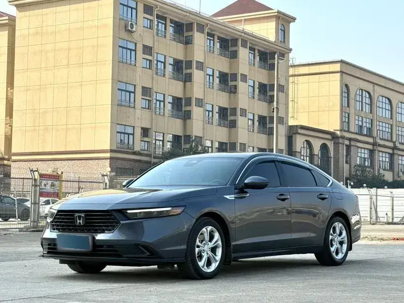 2023 Honda Accord 1.5T 192HP L4 CVT