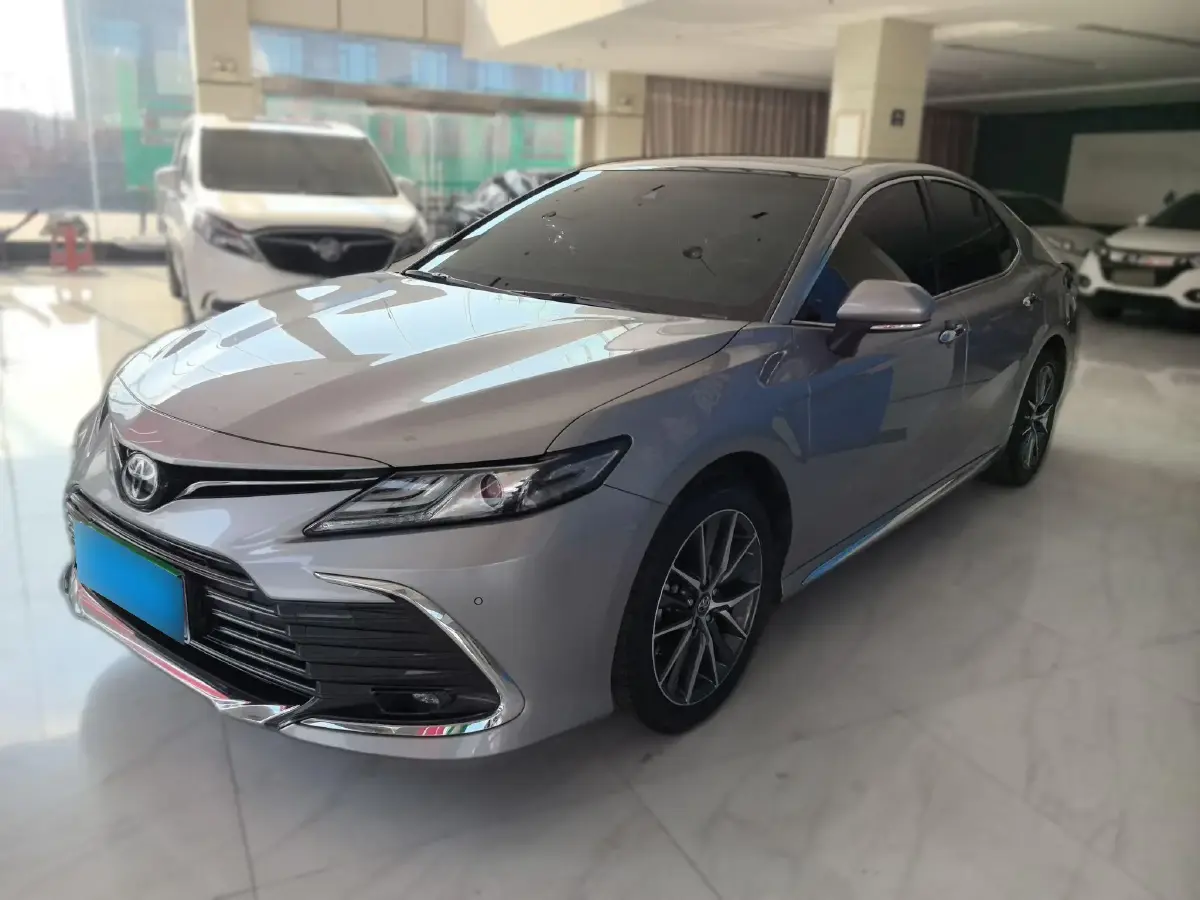2023 Toyota Camry 2.5L 207HP L4 8AT