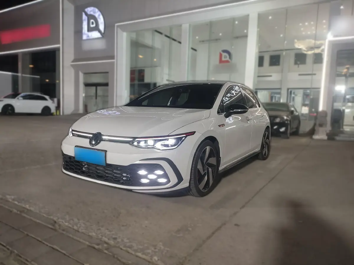2021 Volkswagen GolfGTI 2.0T 220HP L4 7DCT