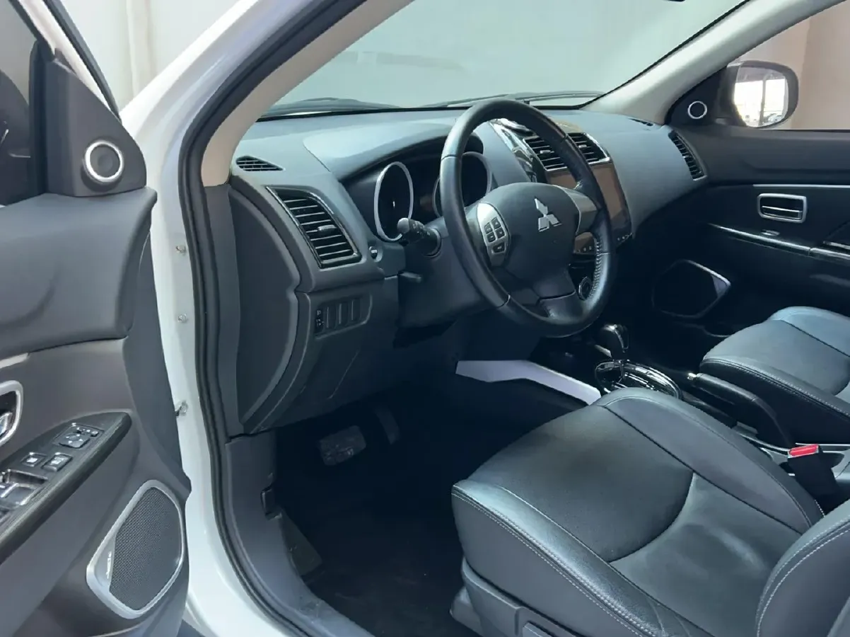 2018 Mitsubishi ASX 2.0L 167HP L4 CVT,autocango,china used car exporter,china ev exporter,chinese used car exporter,chinese used ev exporter