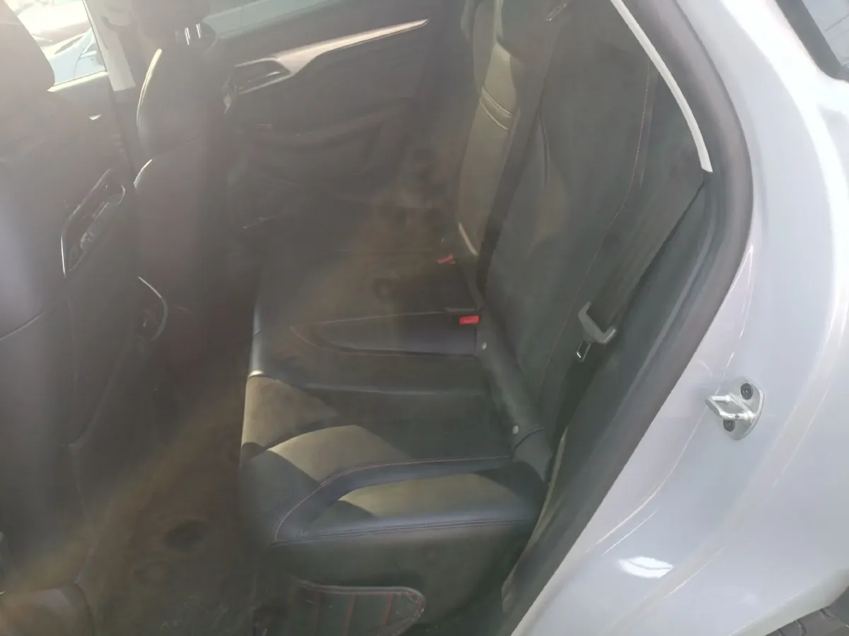 2021 Rising Auto MARVEL R 2AT BEV 69.9KWH,autocango,china used car exporter,china ev exporter,chinese used car exporter,chinese used ev exporter