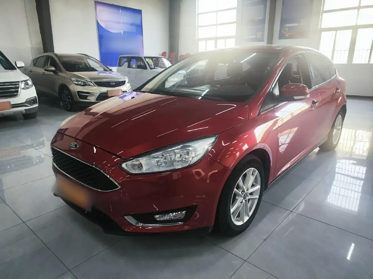 2015 Ford Focus 1.6L 125HP L4 6DCT