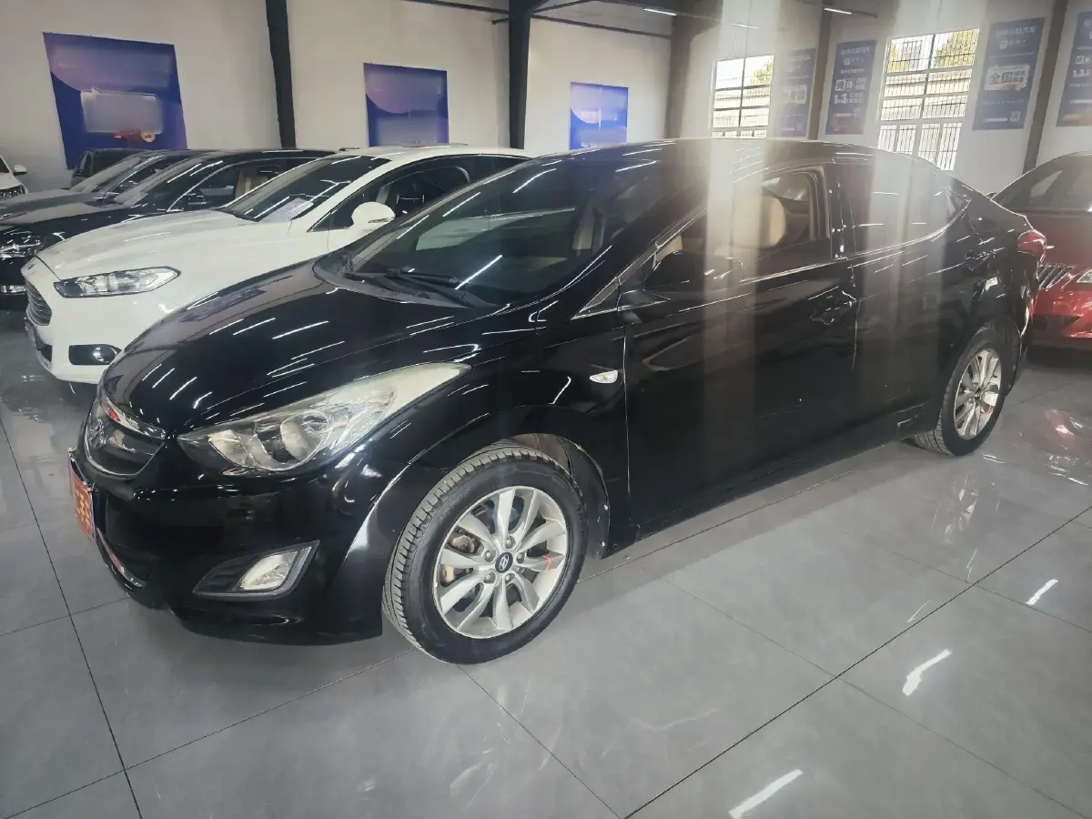 2015 Hyundai Elantra 1.6L 128HP L4 6AT