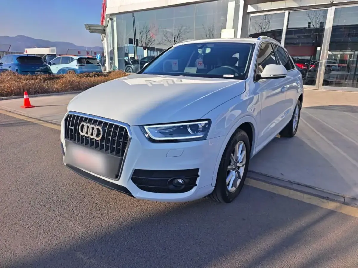 2012 Audi Q3 2.0T 170HP L4 7DCT