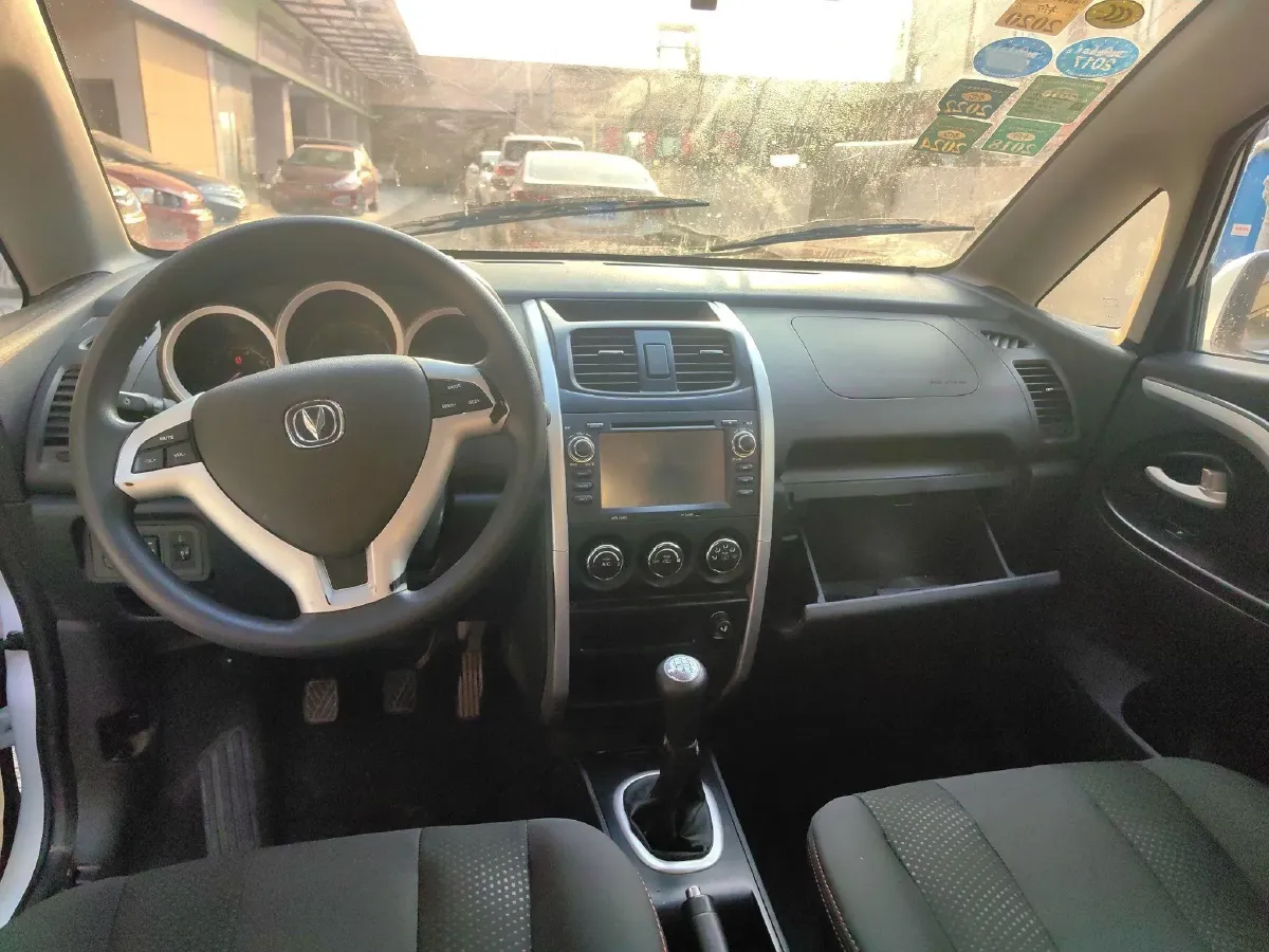 2014 ChangAn CX20 1.4L 101HP L4 5MT,autocango,china used car exporter,china ev exporter,chinese used car exporter,chinese used ev exporter