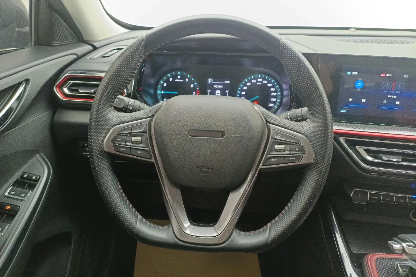 2021 ChangAn Oshan X5 1.5T 180HP L4 7DCT,autocango,china used car exporter,china ev exporter,chinese used car exporter,chinese used ev exporter