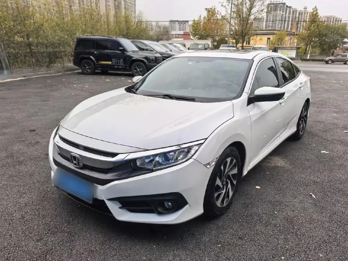 2016 Honda Civic 1.5T 177HP L4 CVT