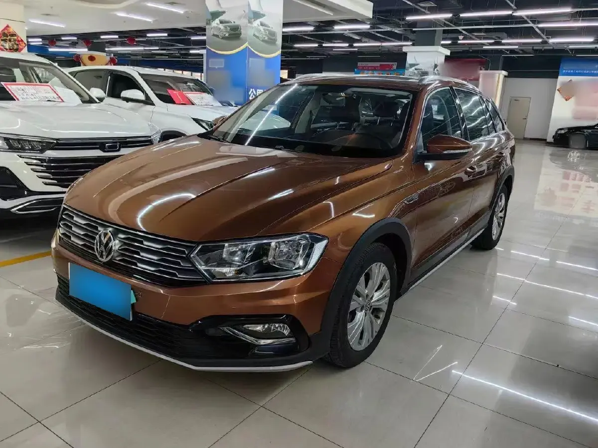 2017 Volkswagen C-Trek 1.6L 110HP L4 6AT