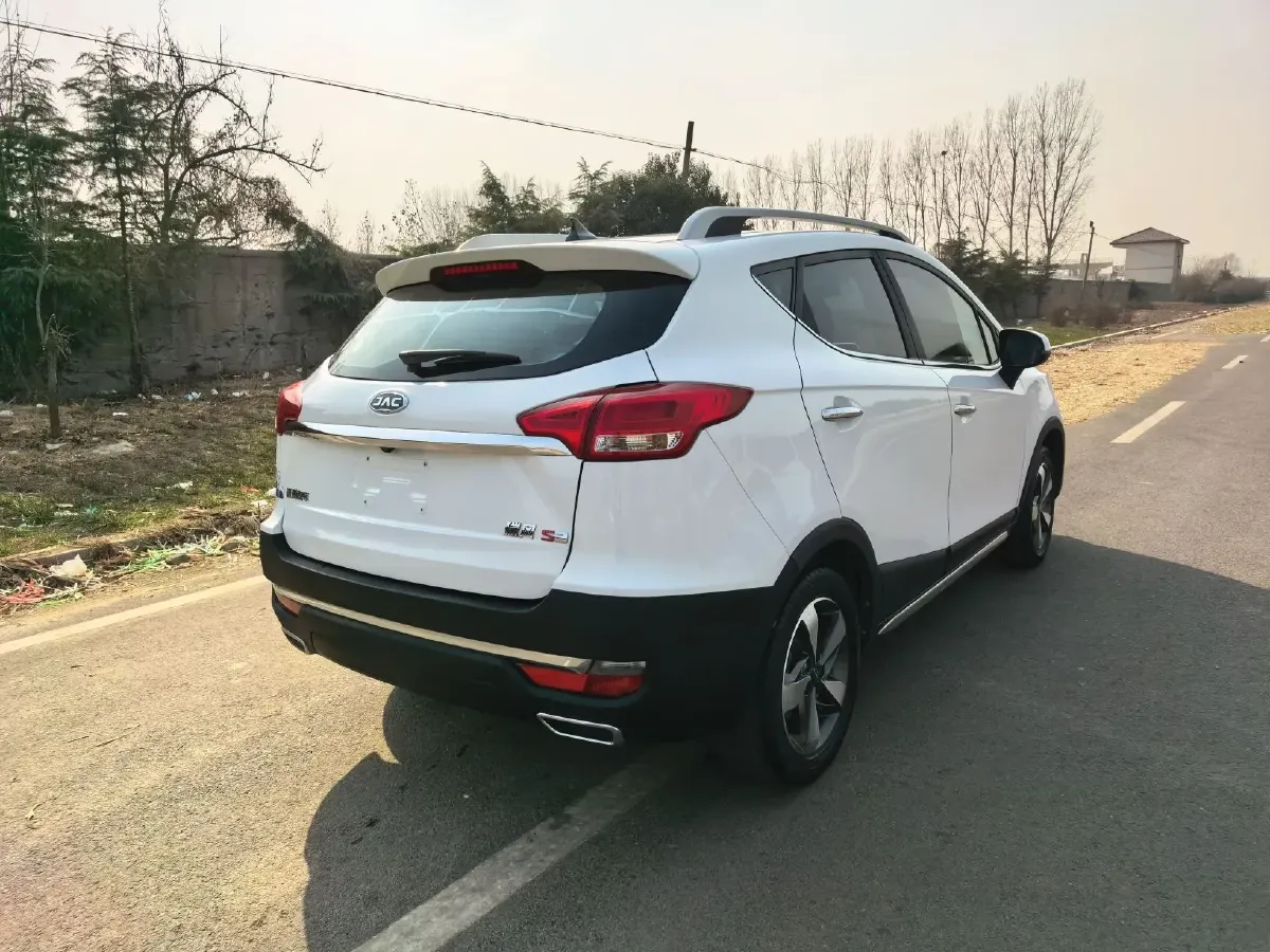 2017 JAC Refine S3 1.6L 120HP L4 6MT,autocango,china used car exporter,china ev exporter,chinese used car exporter,chinese used ev exporter