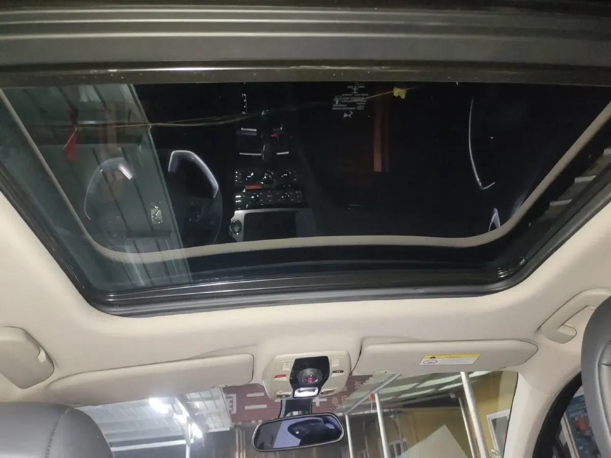 2016 DS 6 1.6T 167HP L4 6AT,autocango,china used car exporter,china ev exporter,chinese used car exporter,chinese used ev exporter