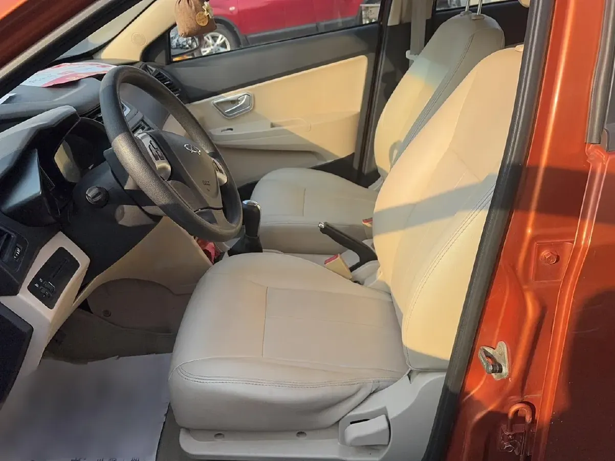 2013 Chery Fulwin 2 1.5L 109HP L4 5MT,autocango,china used car exporter,china ev exporter,chinese used car exporter,chinese used ev exporter