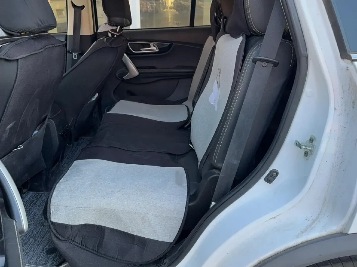 2016 SWM X7 1.8L 137HP L4 5MT,autocango,china used car exporter,china ev exporter,chinese used car exporter,chinese used ev exporter