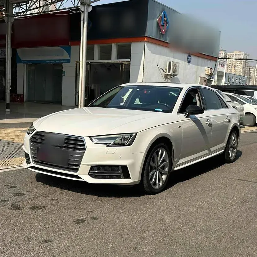 2018 Audi A4L 2.0T 252HP L4 7DCT