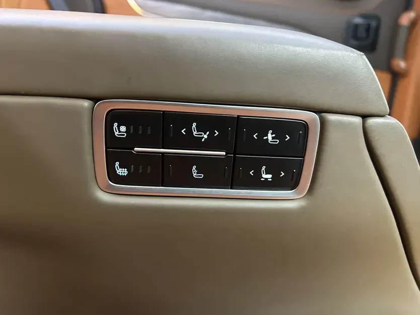 2024 JunTian HeiWuShi Youth 2.0T 220HP L4 9AT,autocango,china used car exporter,china ev exporter,chinese used car exporter,chinese used ev exporter