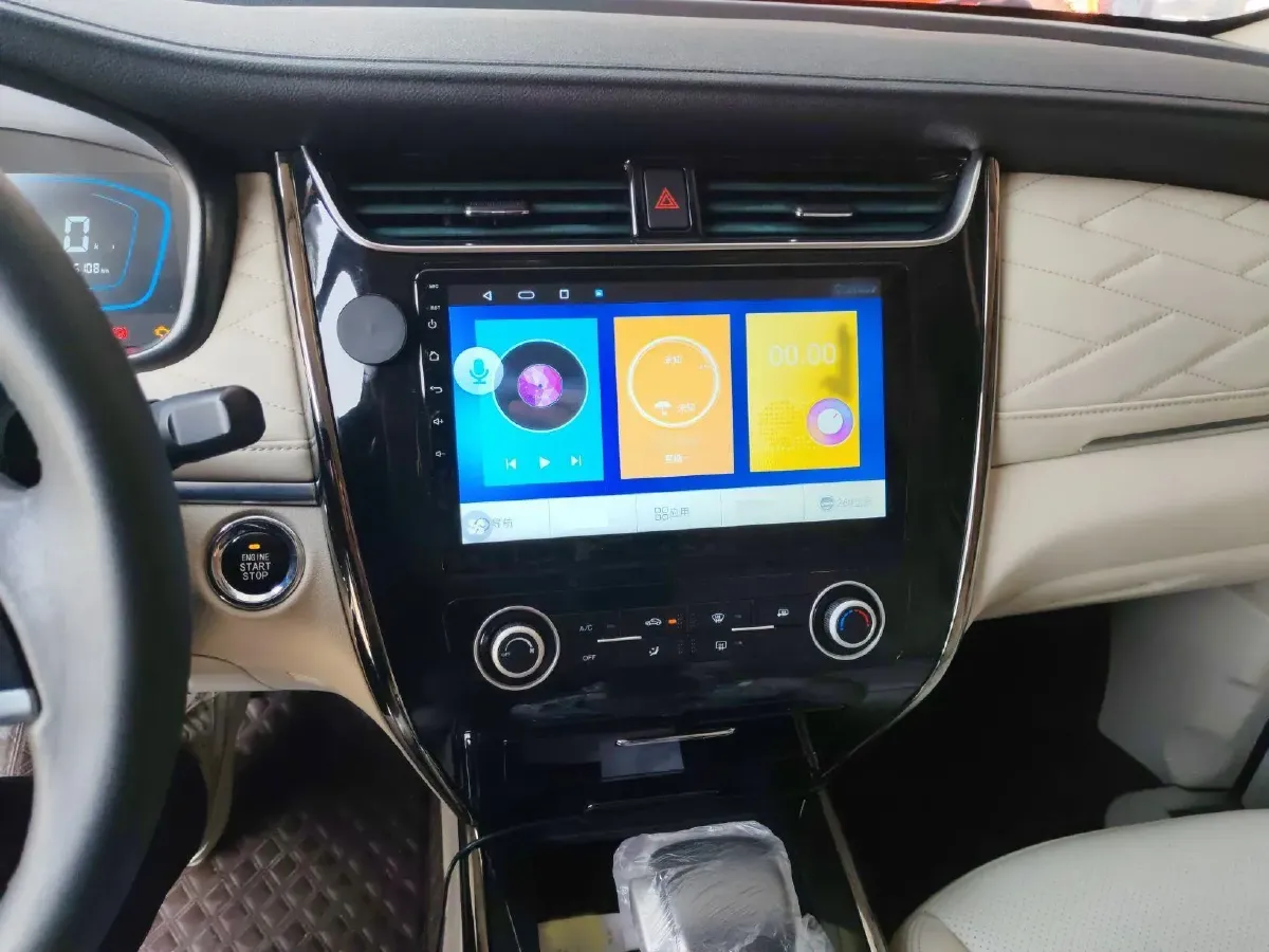 2022 ChangAn Oshan Cosmos 1.5T 178HP L4 7DCT,autocango,china used car exporter,china ev exporter,chinese used car exporter,chinese used ev exporter