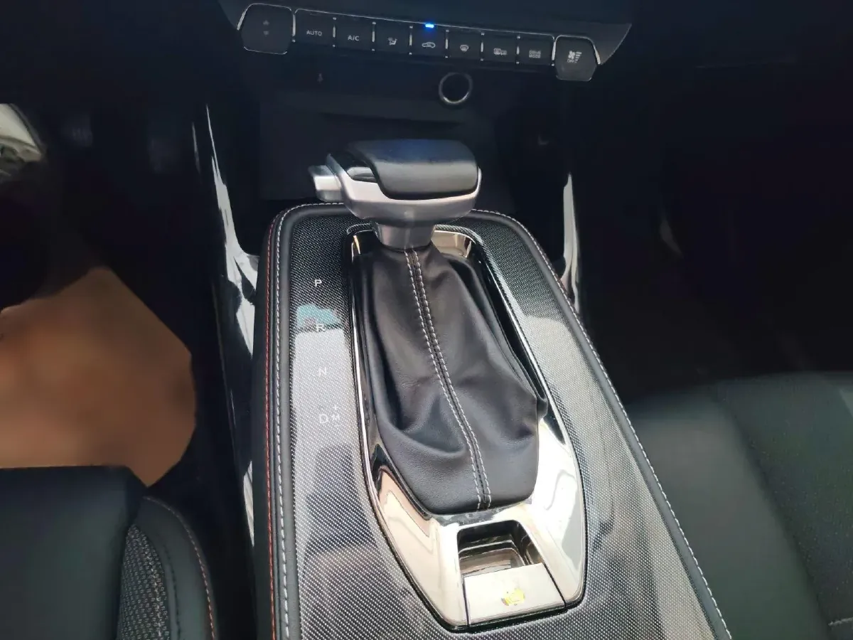 2021 ChangAn Oshan X5 1.5T 180HP L4 7DCT,autocango,china used car exporter,china ev exporter,chinese used car exporter,chinese used ev exporter