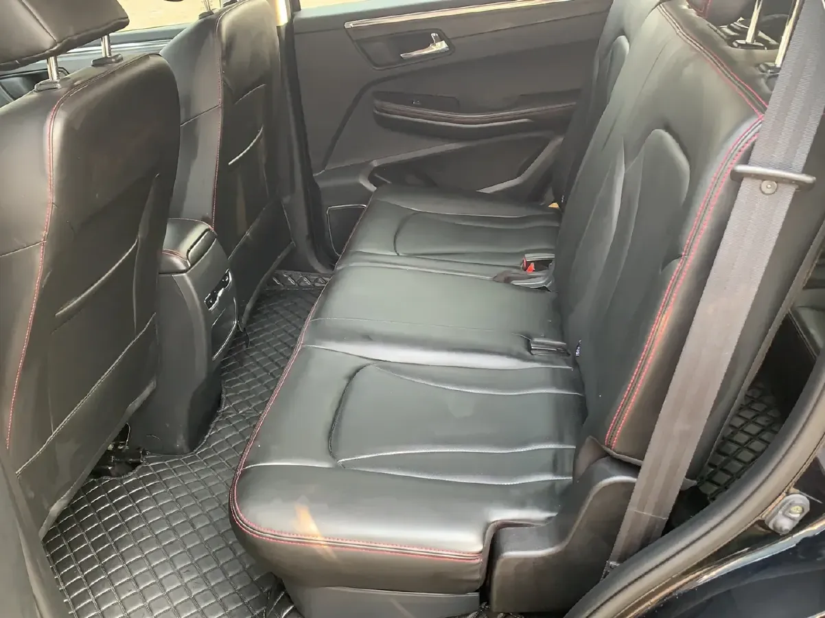 2021 SWM G05 2.0L 143HP L4 5MT,autocango,china used car exporter,china ev exporter,chinese used car exporter,chinese used ev exporter