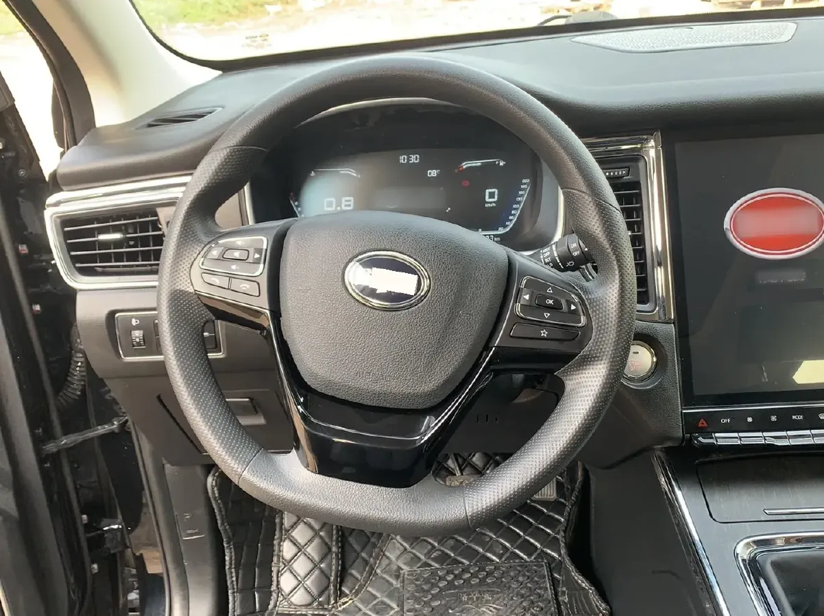 2021 SWM G05 2.0L 143HP L4 5MT,autocango,china used car exporter,china ev exporter,chinese used car exporter,chinese used ev exporter