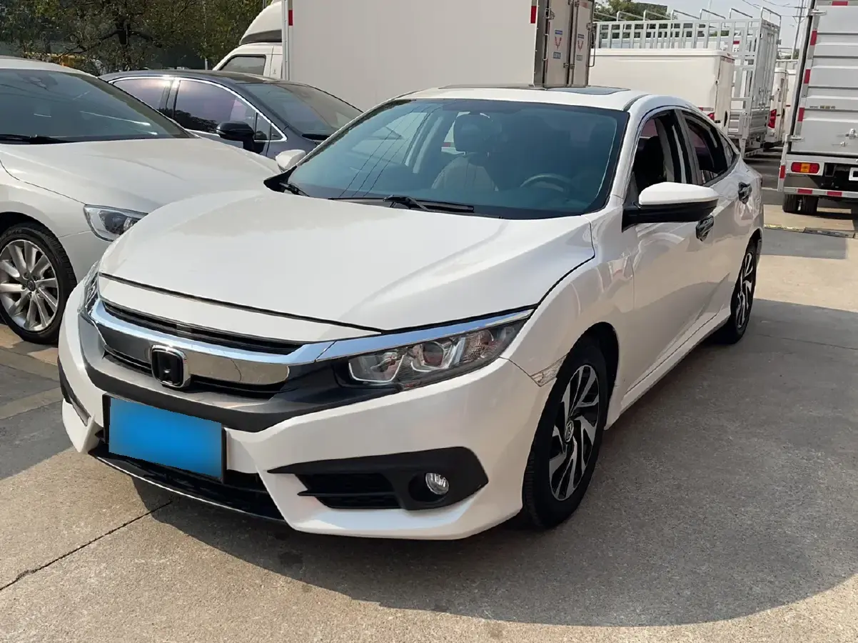 2016 Honda Civic 1.5T 177HP L4 CVT
