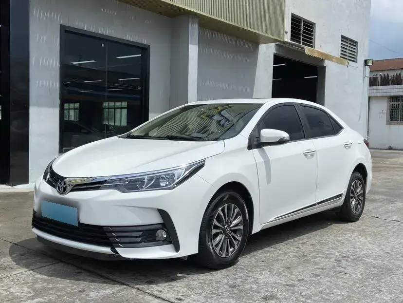 2017 Toyota Corolla 1.2T 116HP L4 CVT