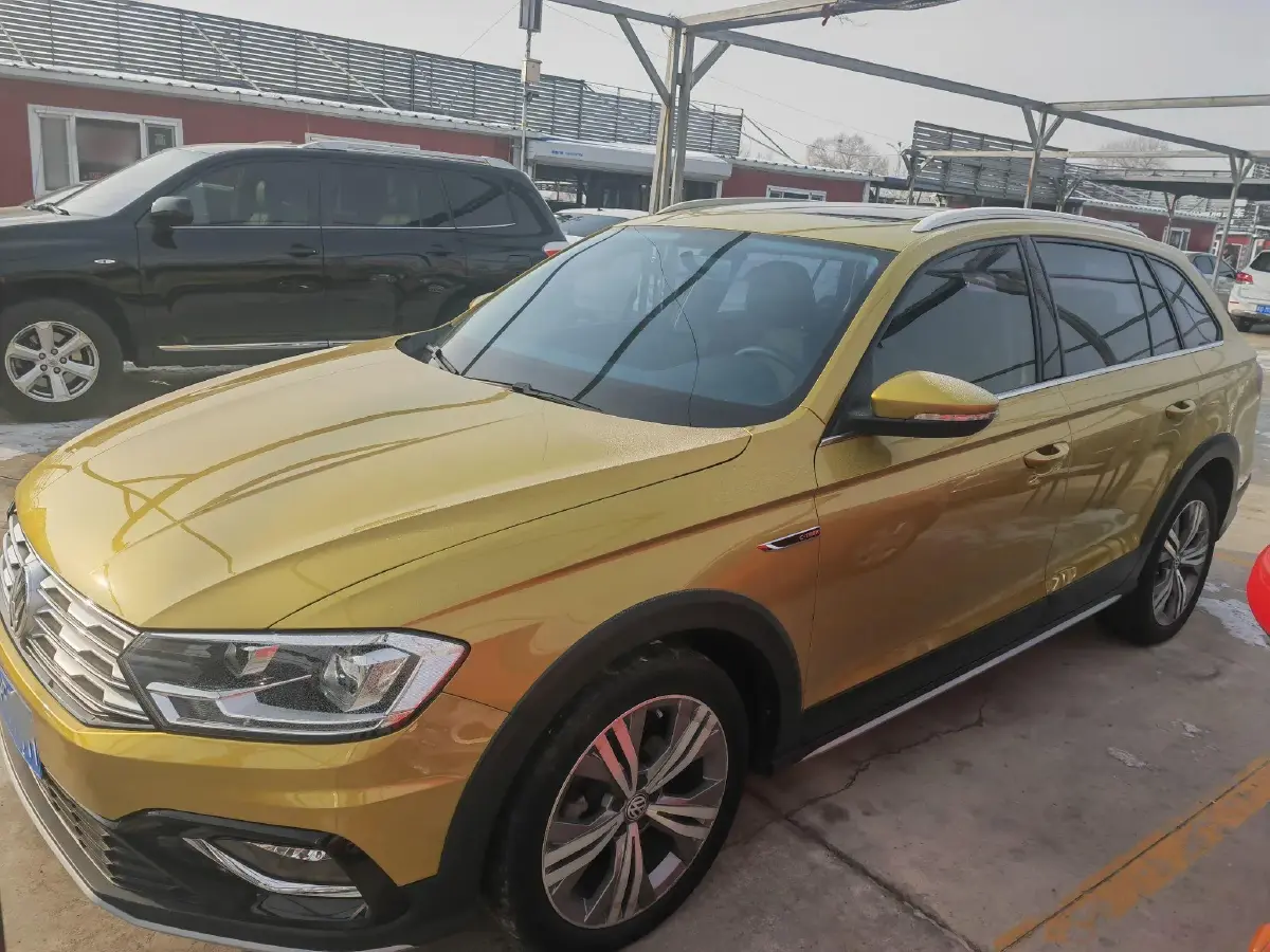 2018 Volkswagen C-Trek 1.5L 110HP L4 6AT