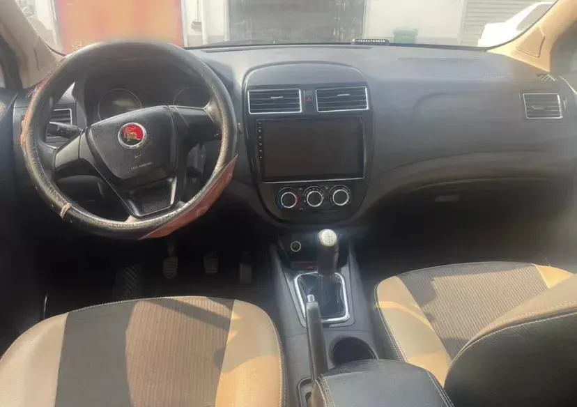 2015 DongFeng Forthing Joyear X3 1.5L 120HP L4 5MT,autocango,china used car exporter,china ev exporter,chinese used car exporter,chinese used ev exporter