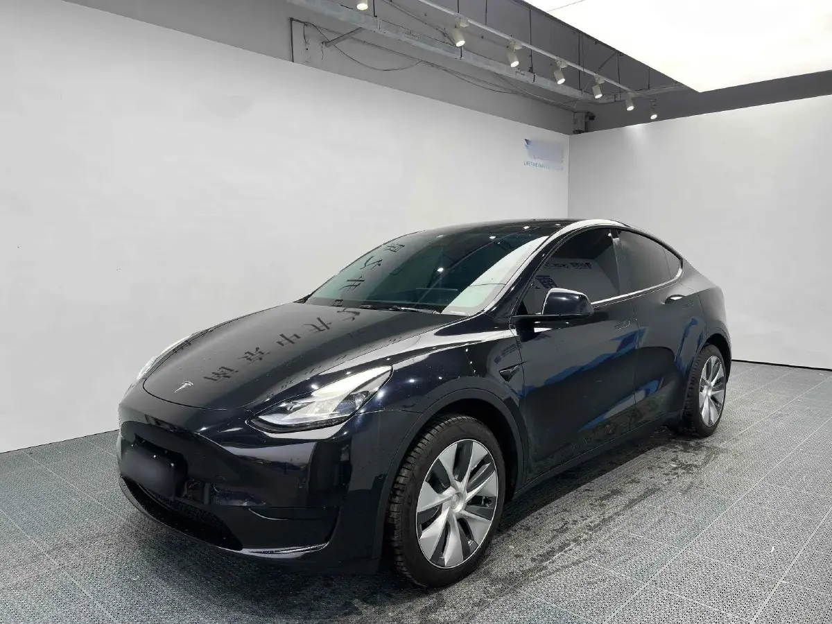 2022 Tesla Model Y BEV 60KWH