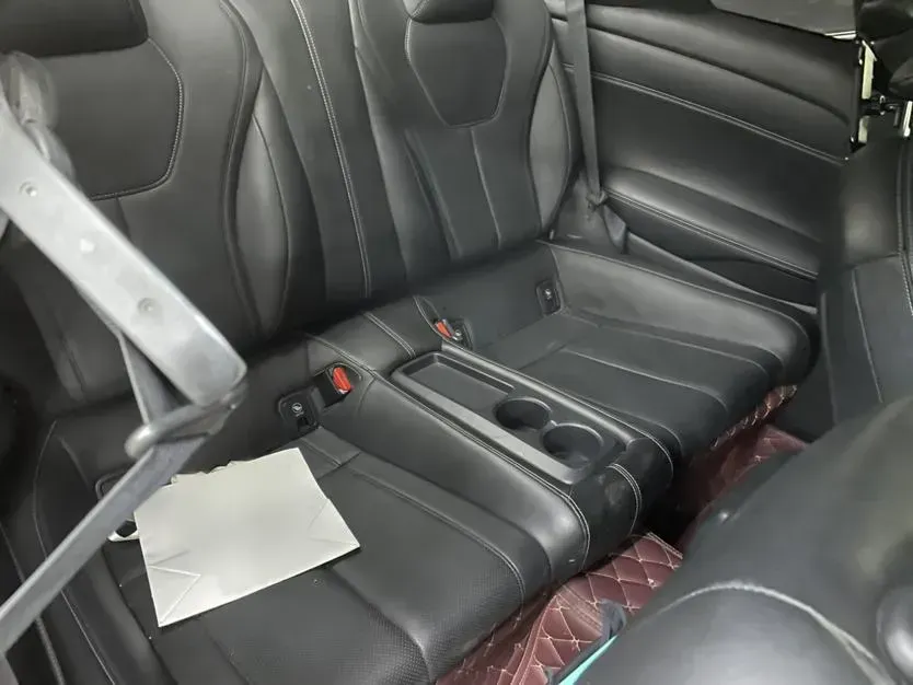 2019 Infiniti Q60 2.0T 211HP L4 7AT,autocango,china used car exporter,china ev exporter,chinese used car exporter,chinese used ev exporter