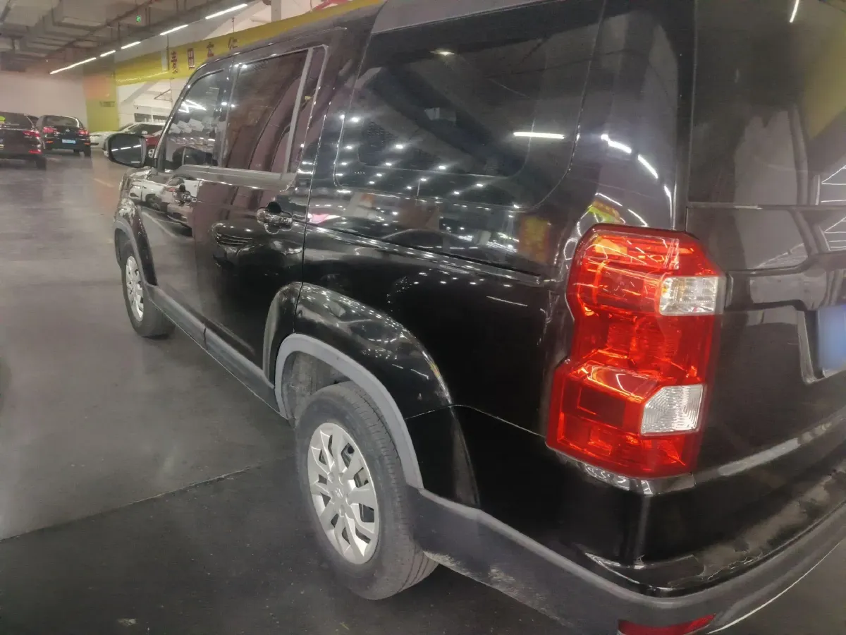 2019 ChangAn Oshan X70A 1.5L 107HP L4 5MT,autocango,china used car exporter,china ev exporter,chinese used car exporter,chinese used ev exporter