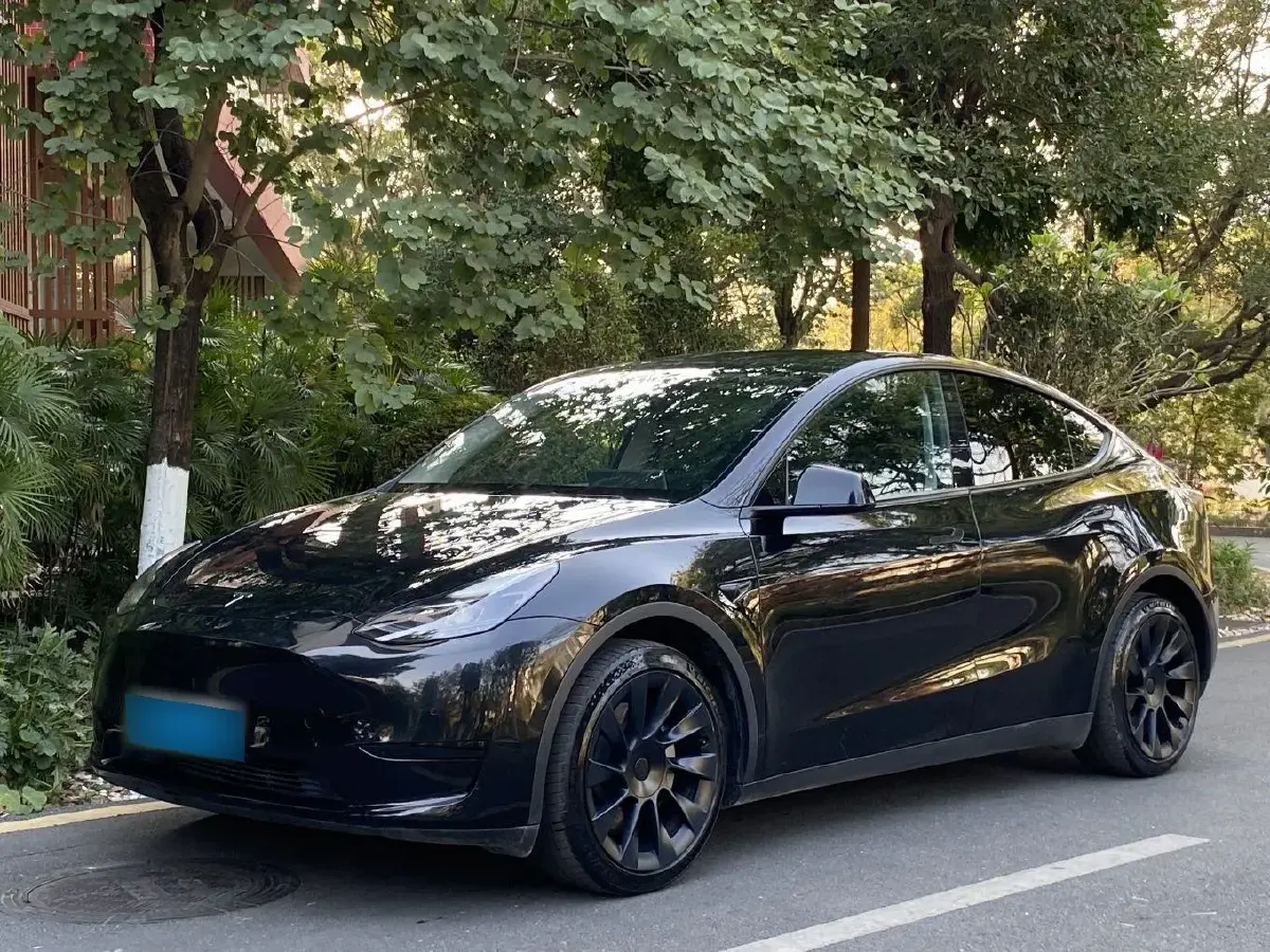 2022 Tesla Model Y BEV 60KWH