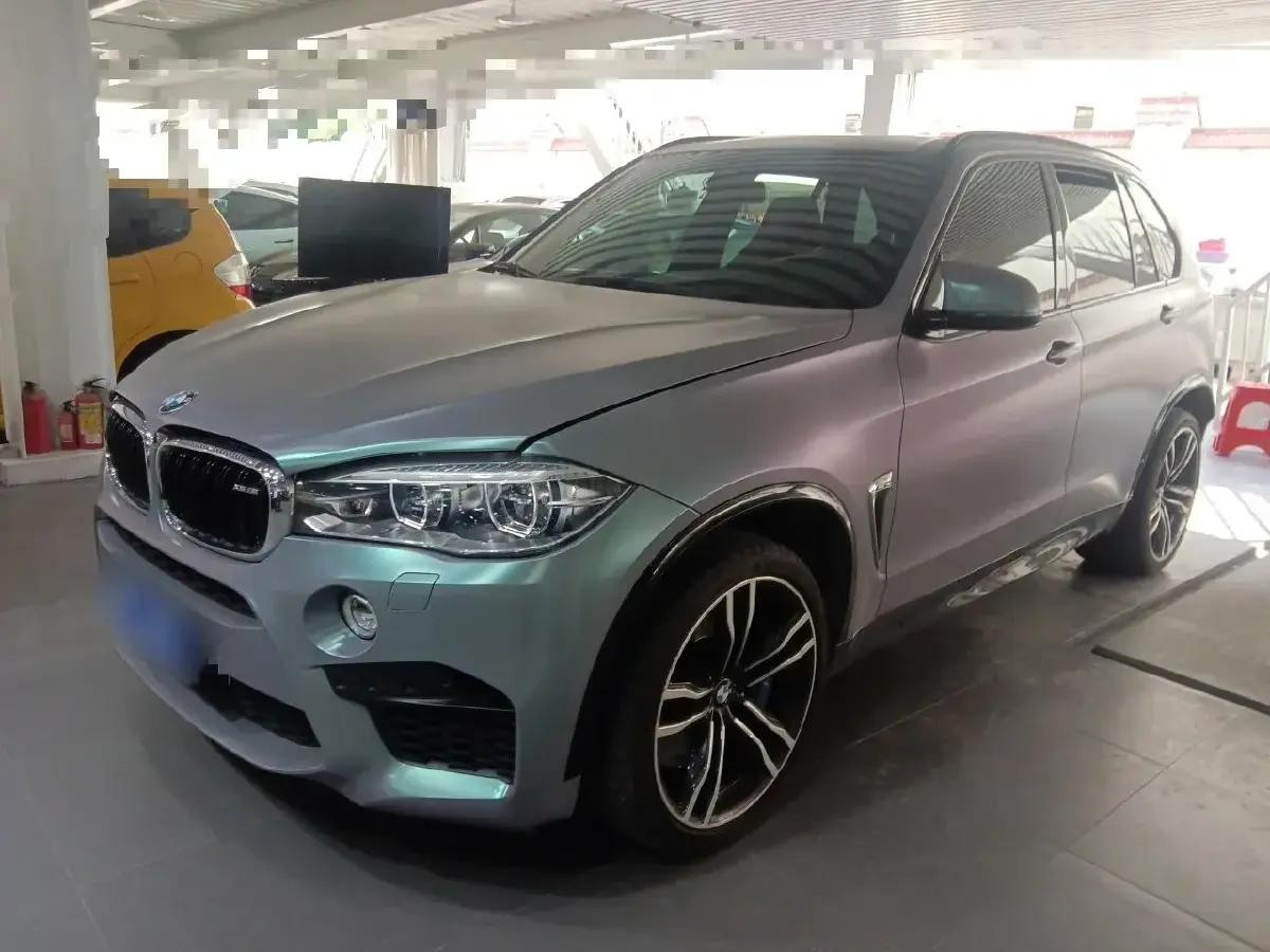 2015 BMW X5 M 4.4T 575HP V8 8AT