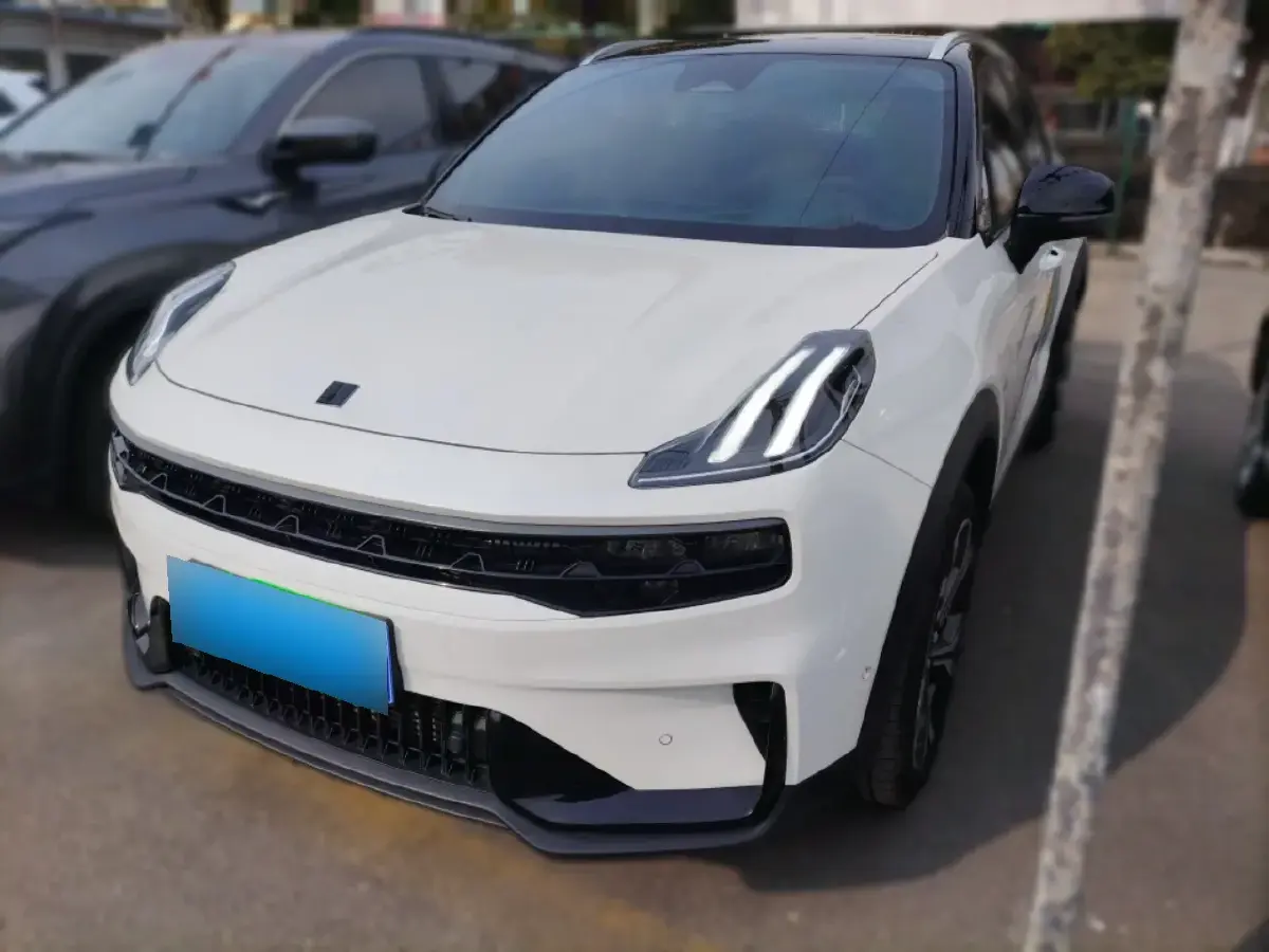 2023 LYNK&CO 06 1.5T 181HP L4 7DCT