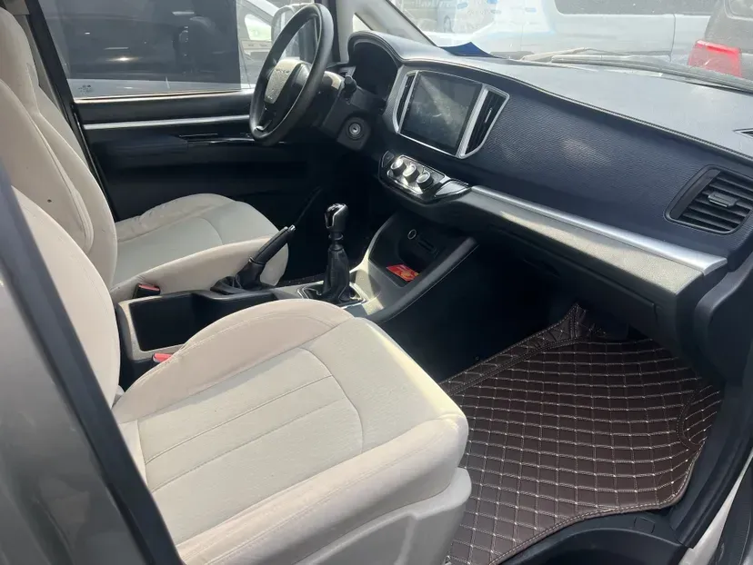 2021 DongFeng Forthing LingZhi 2.0L 133HP L4 6MT,autocango,china used car exporter,china ev exporter,chinese used car exporter,chinese used ev exporter