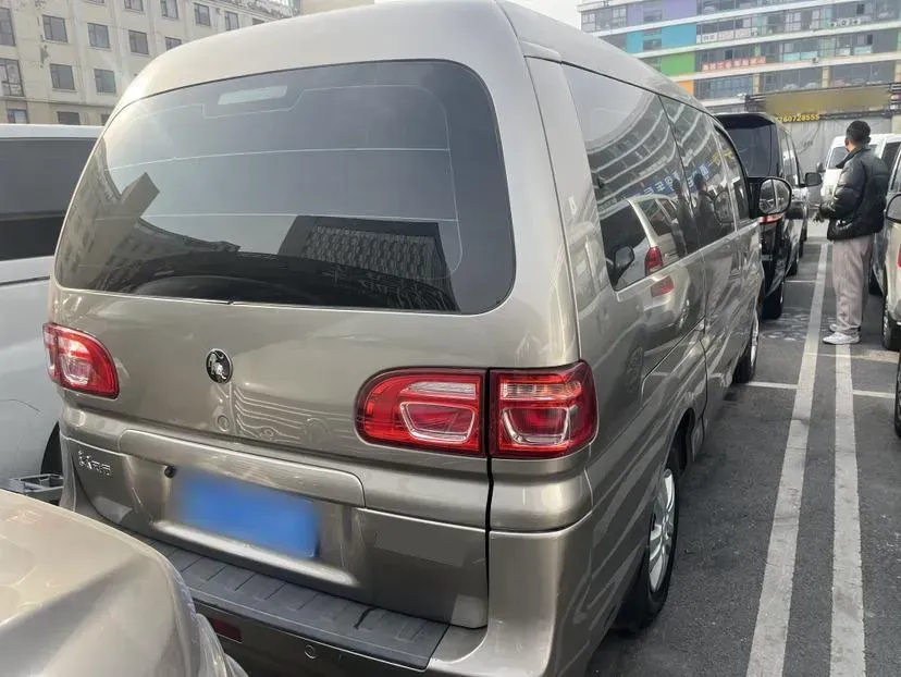2021 DongFeng Forthing LingZhi 2.0L 133HP L4 6MT,autocango,china used car exporter,china ev exporter,chinese used car exporter,chinese used ev exporter
