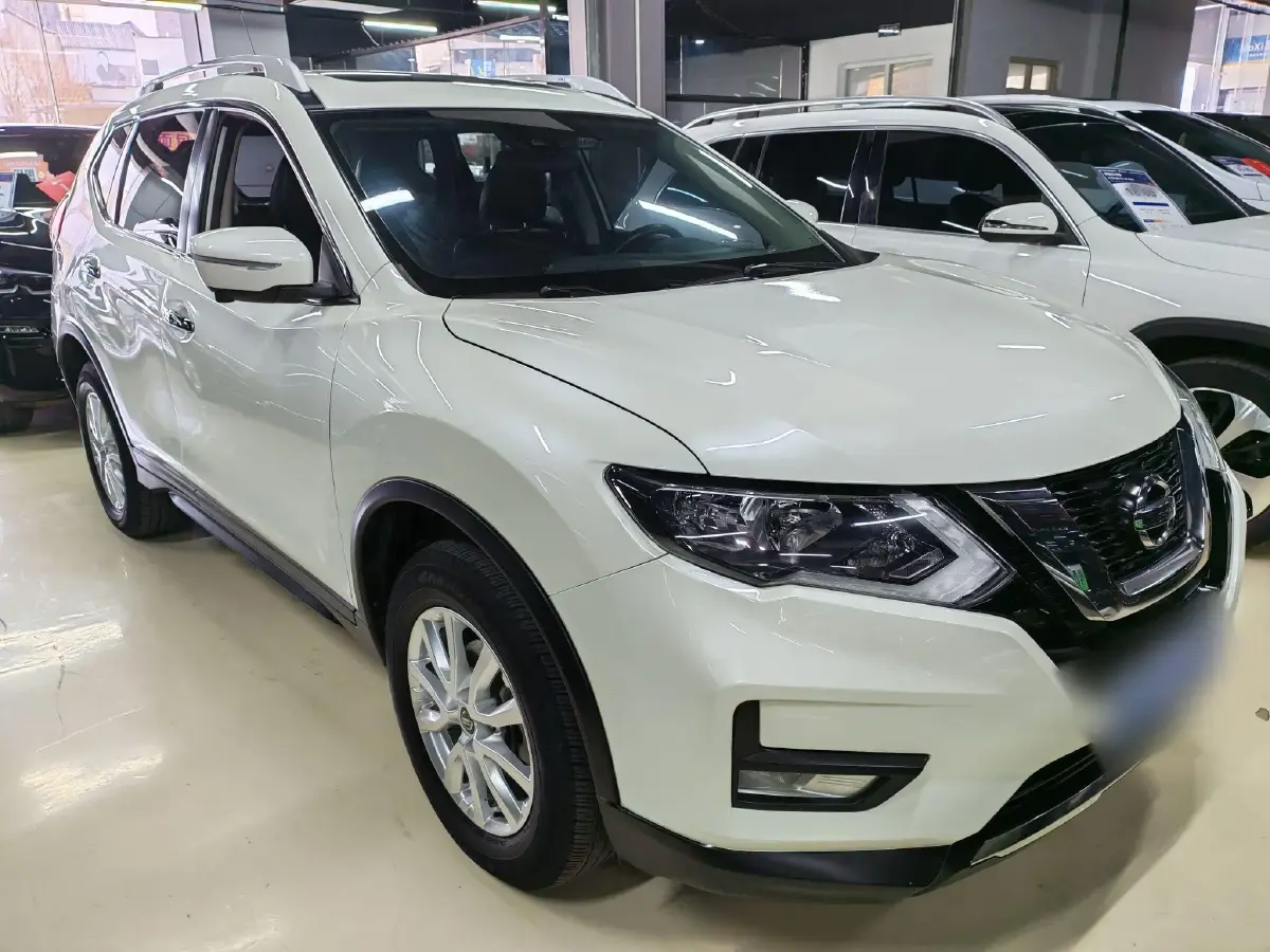 2021 Nissan X-Trail 2.0L 151HP L4 CVT