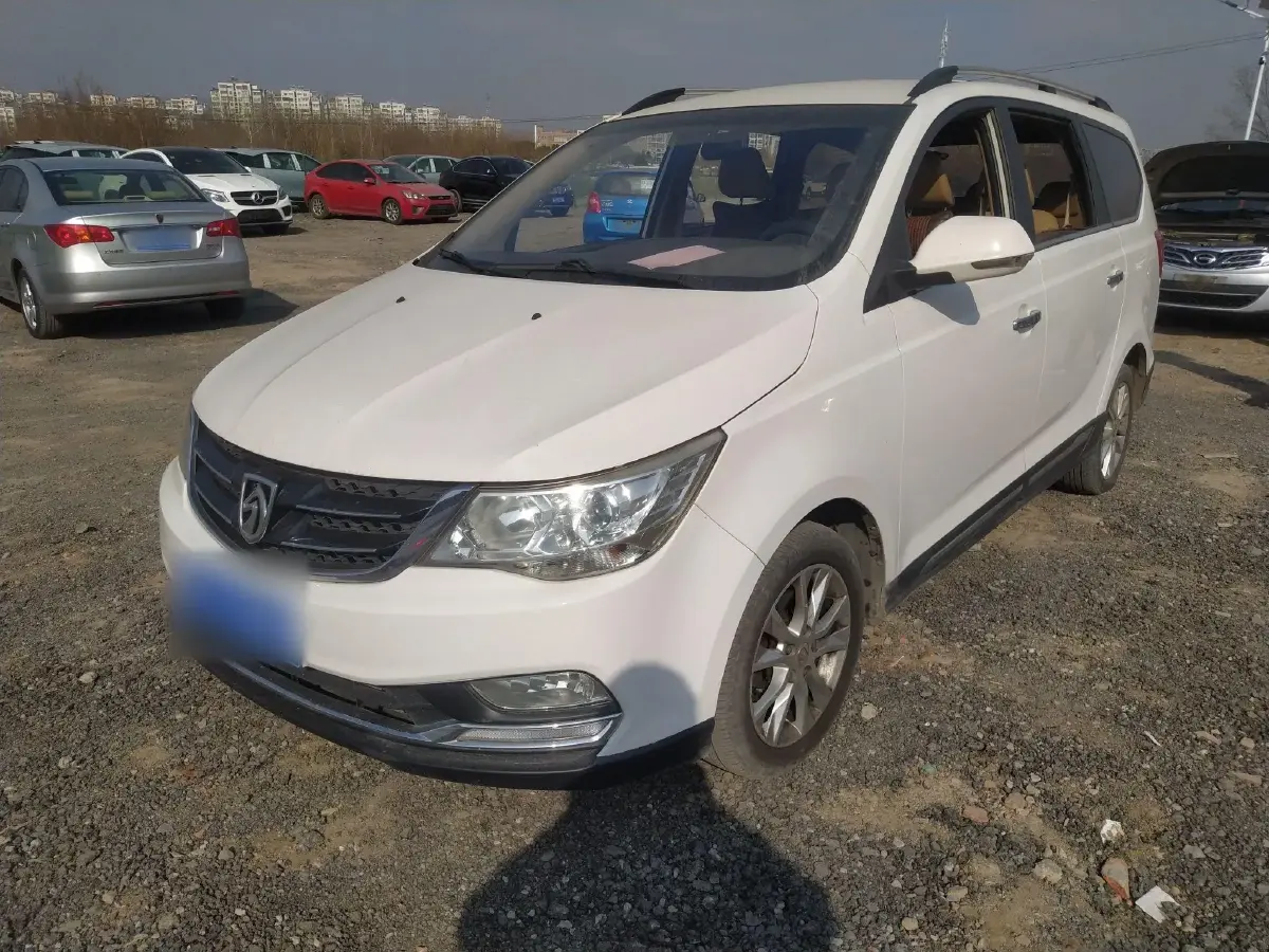 2016 BaoJun 730 1.5L 112HP L4 5MT