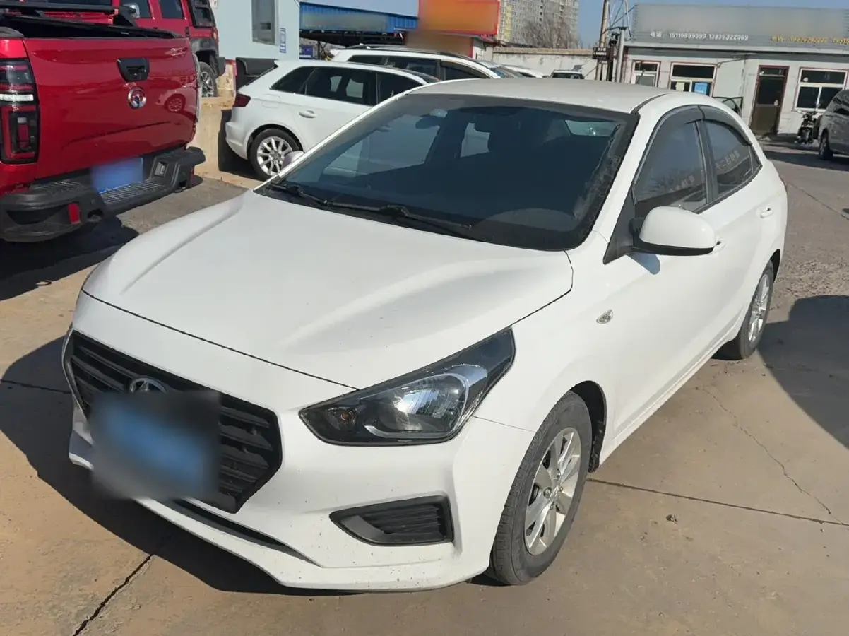 2020 Hyundai Reina 1.4L 95HP L4 5MT