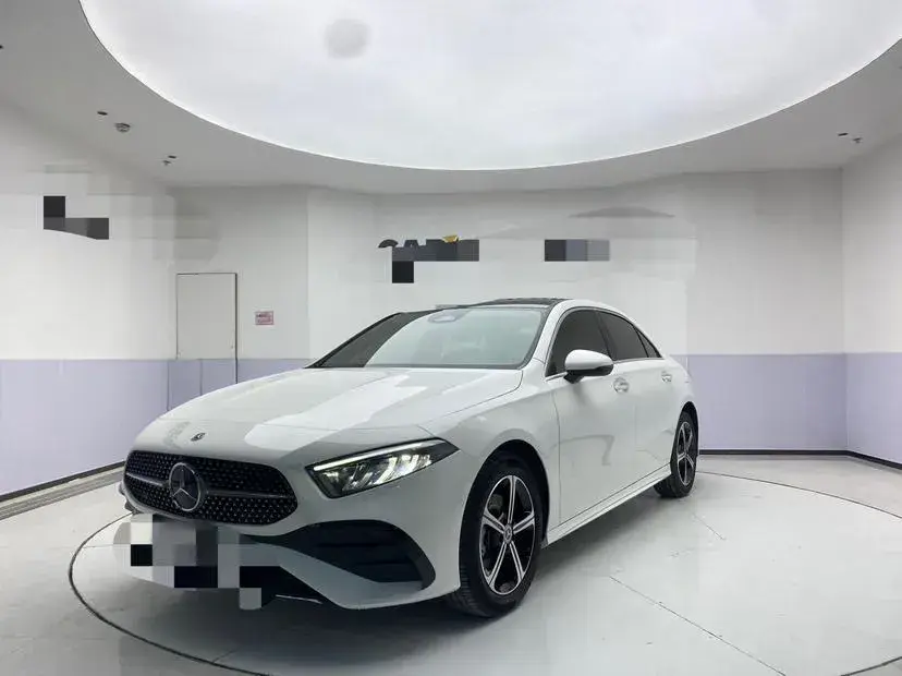 2023 Mercedes-Benz A Class 1.3T 163HP L4 7DCT