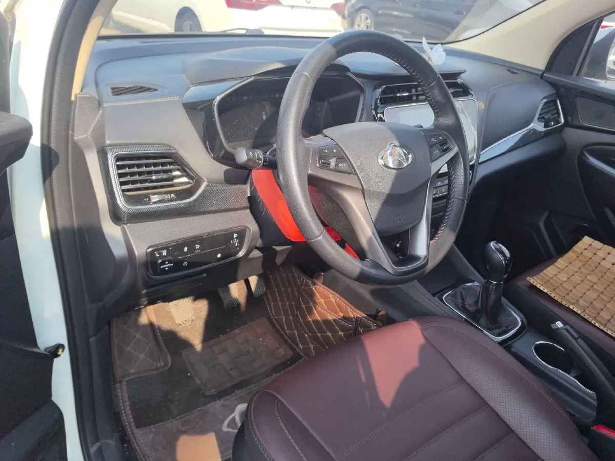 2017 ChangAn Oshan A800 1.5T 156HP L4 6MT,autocango,china used car exporter,china ev exporter,chinese used car exporter,chinese used ev exporter