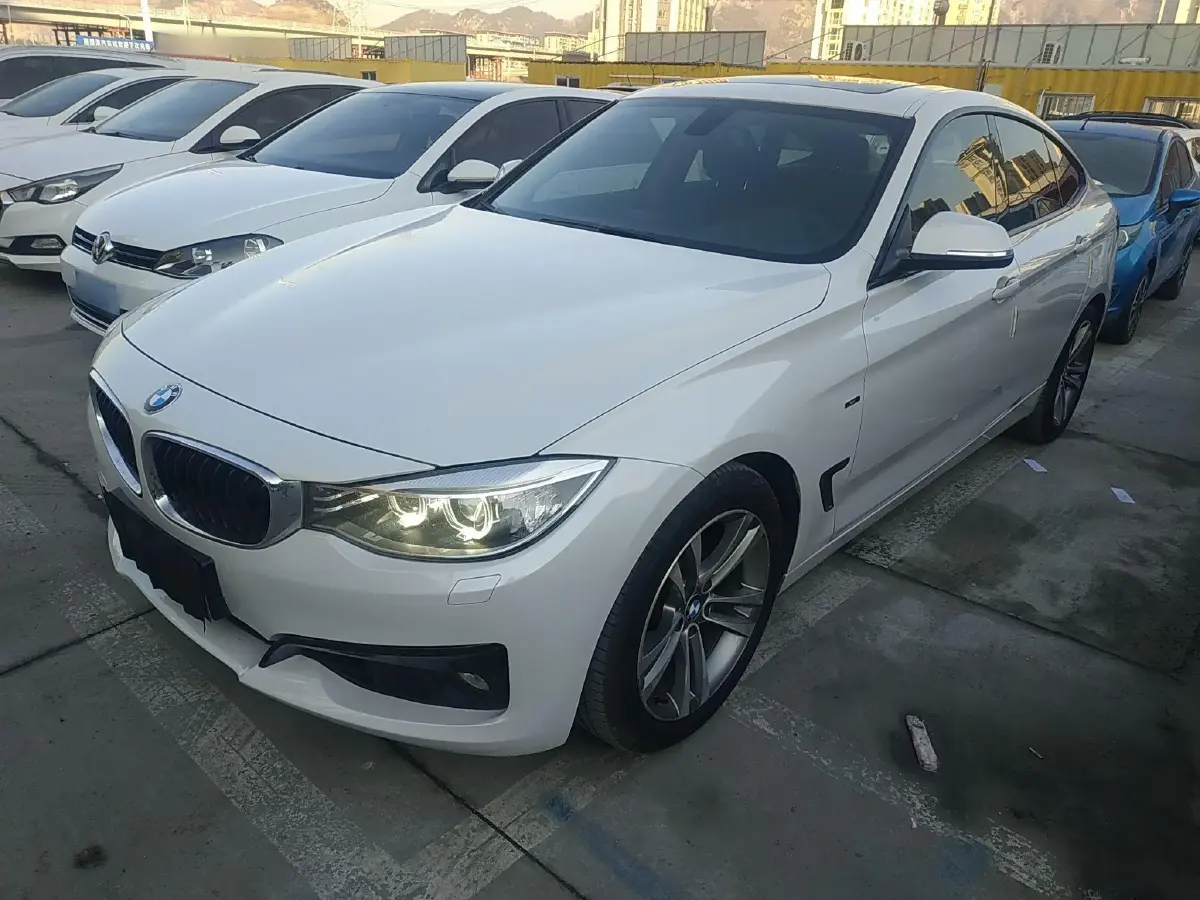 2014 BMW 3 Series GT 2.0T 184HP L4 8AT