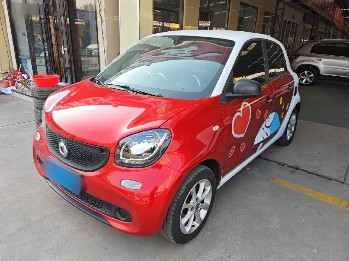 2016 Smart smart forfour 1.0L 71HP L3 6DCT,autocango,china used car exporter,china ev exporter,chinese used car exporter,chinese used ev exporter