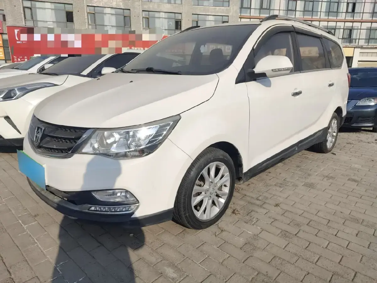 2016 BaoJun 730 1.5L 112HP L4 5MT