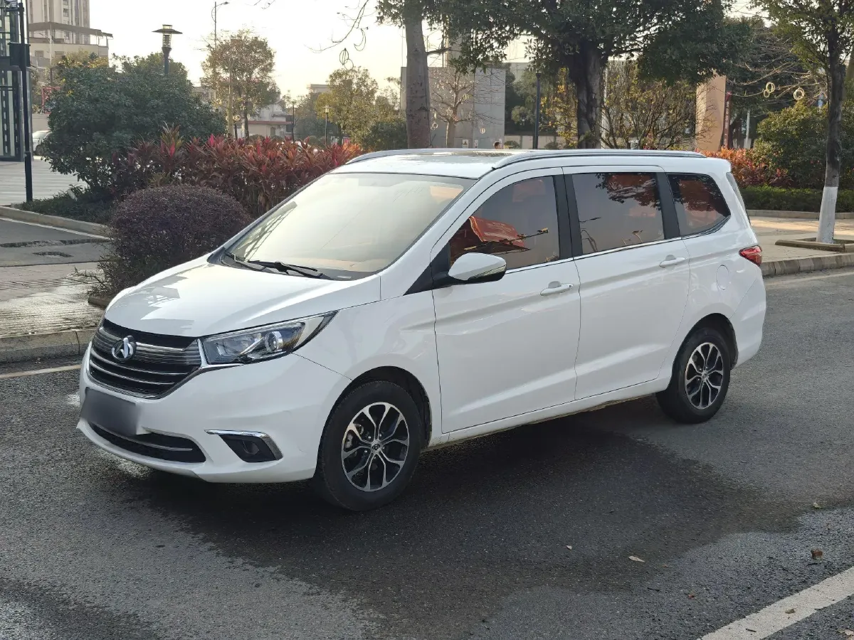 2018 ChangAn Kaicene A600 1.5L 114HP L4 5MT,autocango,china used car exporter,china ev exporter,chinese used car exporter,chinese used ev exporter