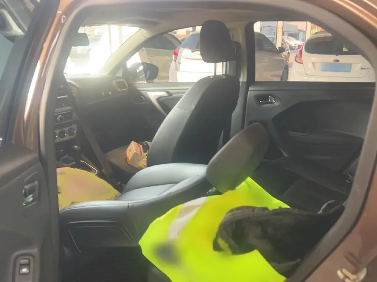 2014 Peugeot 301 1.6L 117HP L4 4AT,autocango,china used car exporter,china ev exporter,chinese used car exporter,chinese used ev exporter