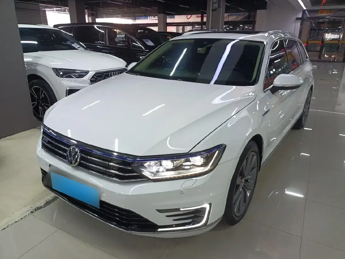 2019 Volkswagen Alltrack 1.4T 156HP L4 6DCT PHEV 9.9KWH