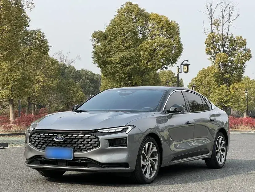 2022 Ford Mondeo 2.0T 238HP L4 8AT