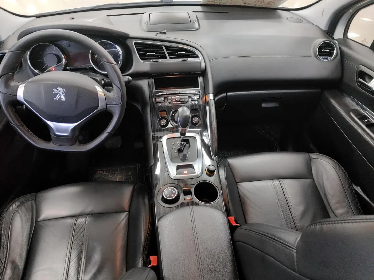 2013 Peugeot 3008 1.6T 163HP L4 6AT,autocango,china used car exporter,china ev exporter,chinese used car exporter,chinese used ev exporter