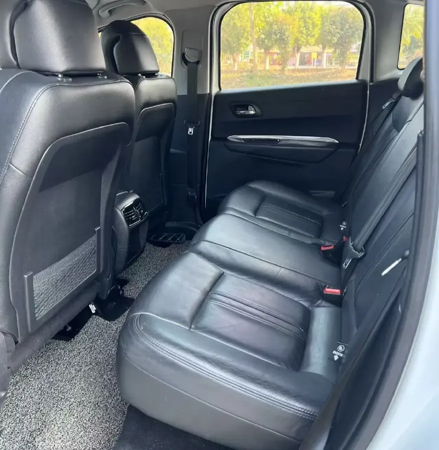 2013 Peugeot 3008 1.6T 163HP L4 6AT,autocango,china used car exporter,china ev exporter,chinese used car exporter,chinese used ev exporter